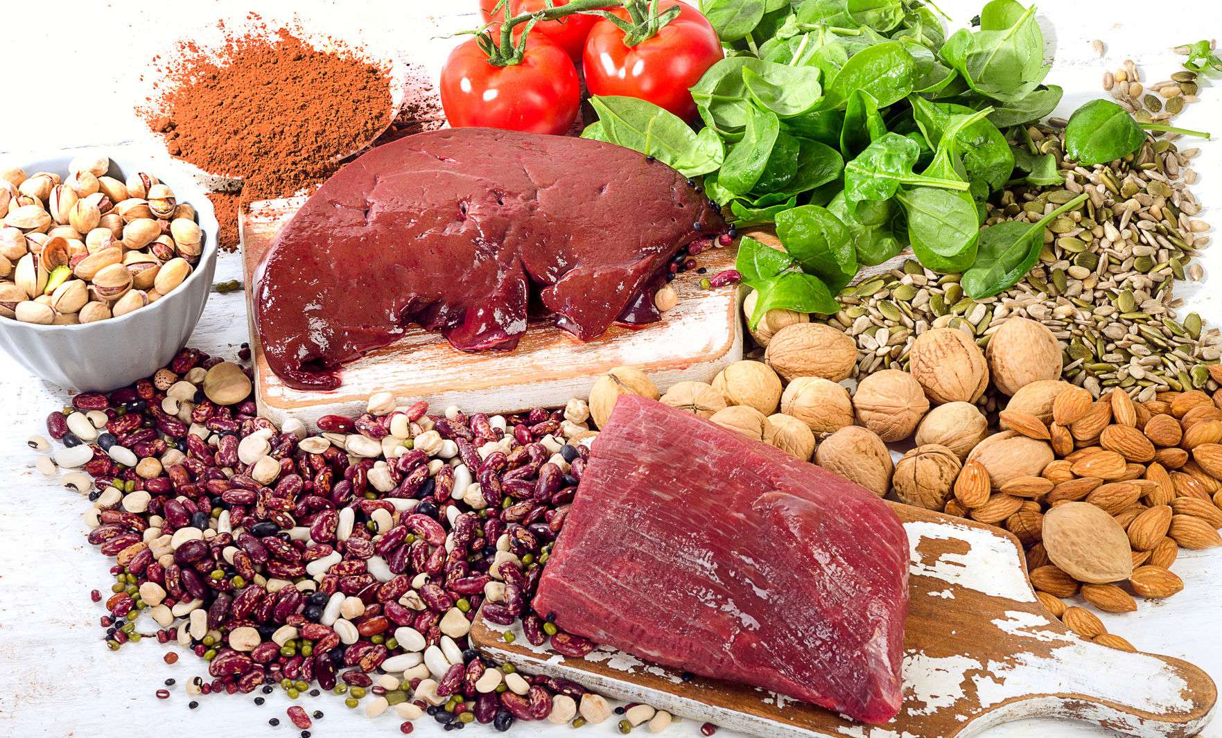 В мясе есть железо. Железо в продуктах. Продукты питания богатые железом. Источники железа в пище. Источники железа в продуктах.