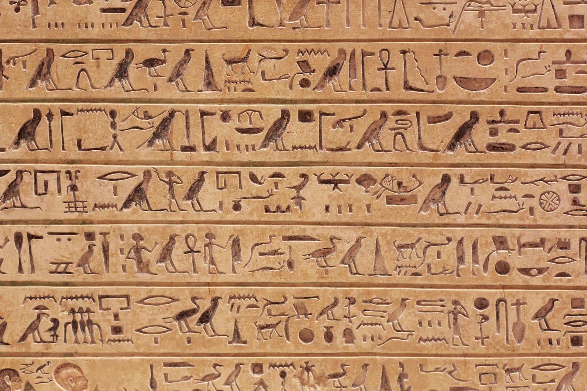 HIEROGLIFY – NAJWCZEŚNIEJSZY RODZAJ PISMA STAROŻYTNEGO EGIPTU
