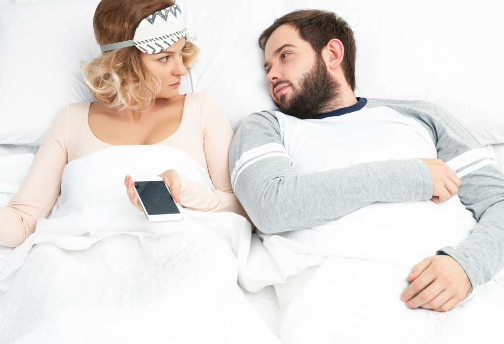 Phubbing, czyli smartfonowa „epidemia”, która zabija relacje 5 phubbing.jpg