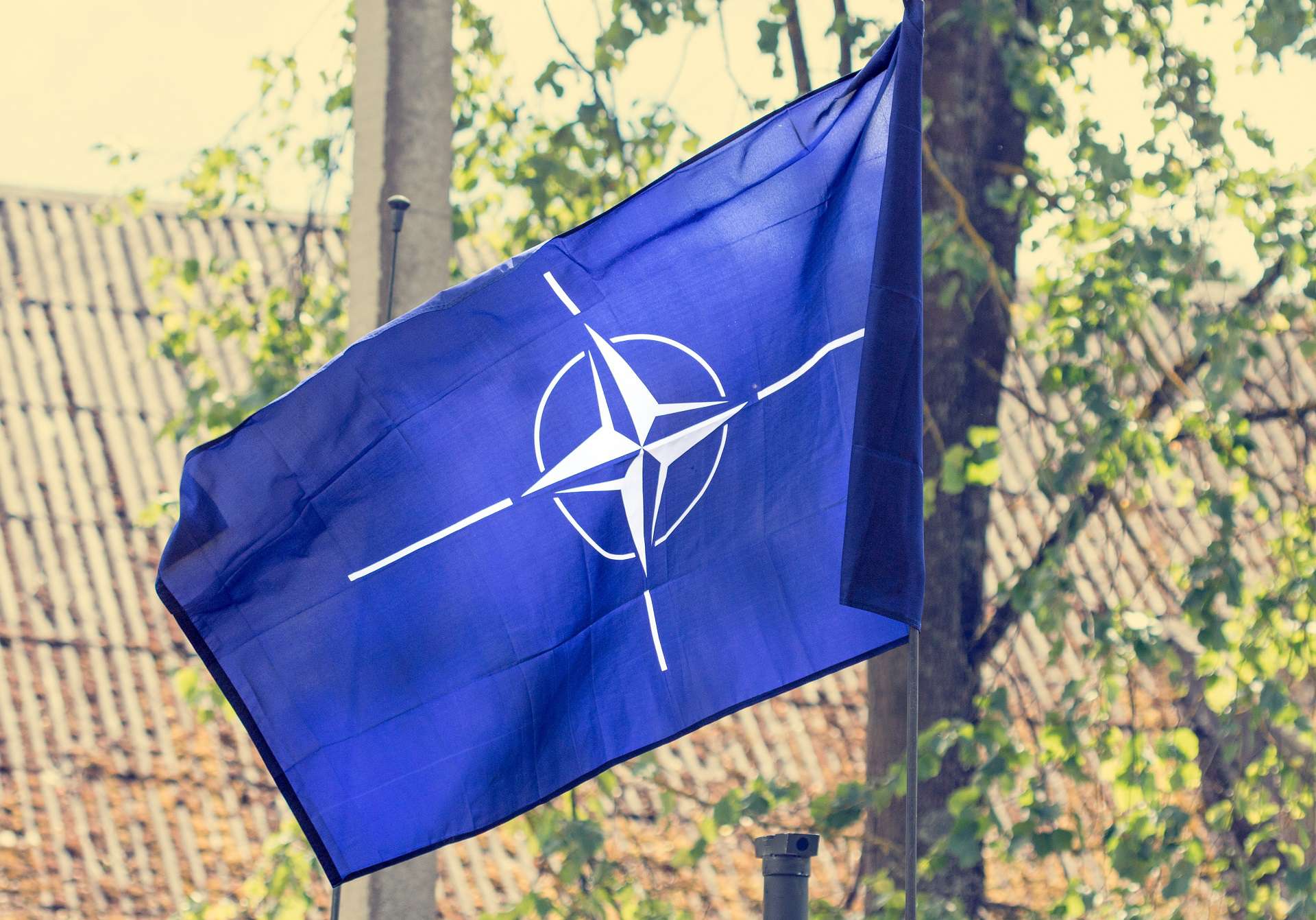 BOGACTWO ZŁÓŻ SUWALSZCZYZNY POD OKUPACJĄ NATO