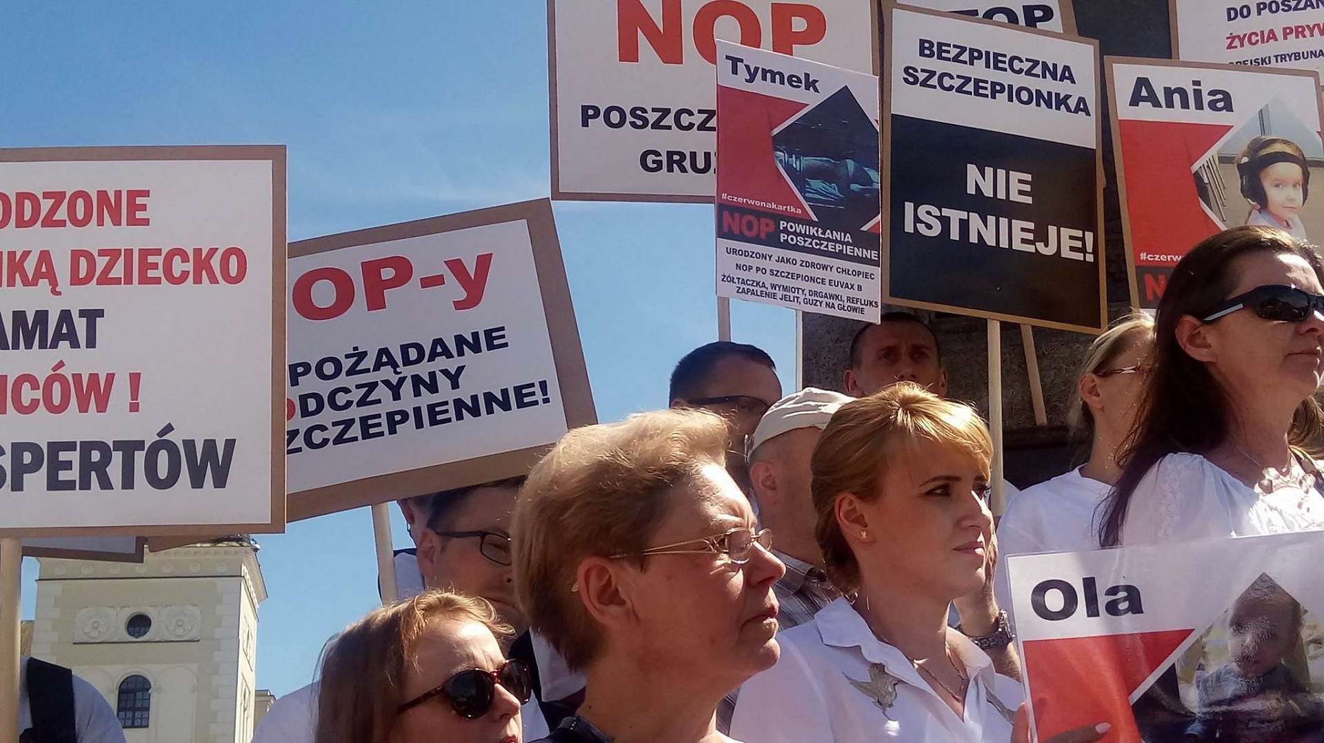 TAJEMNICZE NOP, CZYLI CZYM SĄ NIEPOŻĄDANE ODCZYNY POSZCZEPIENNE?