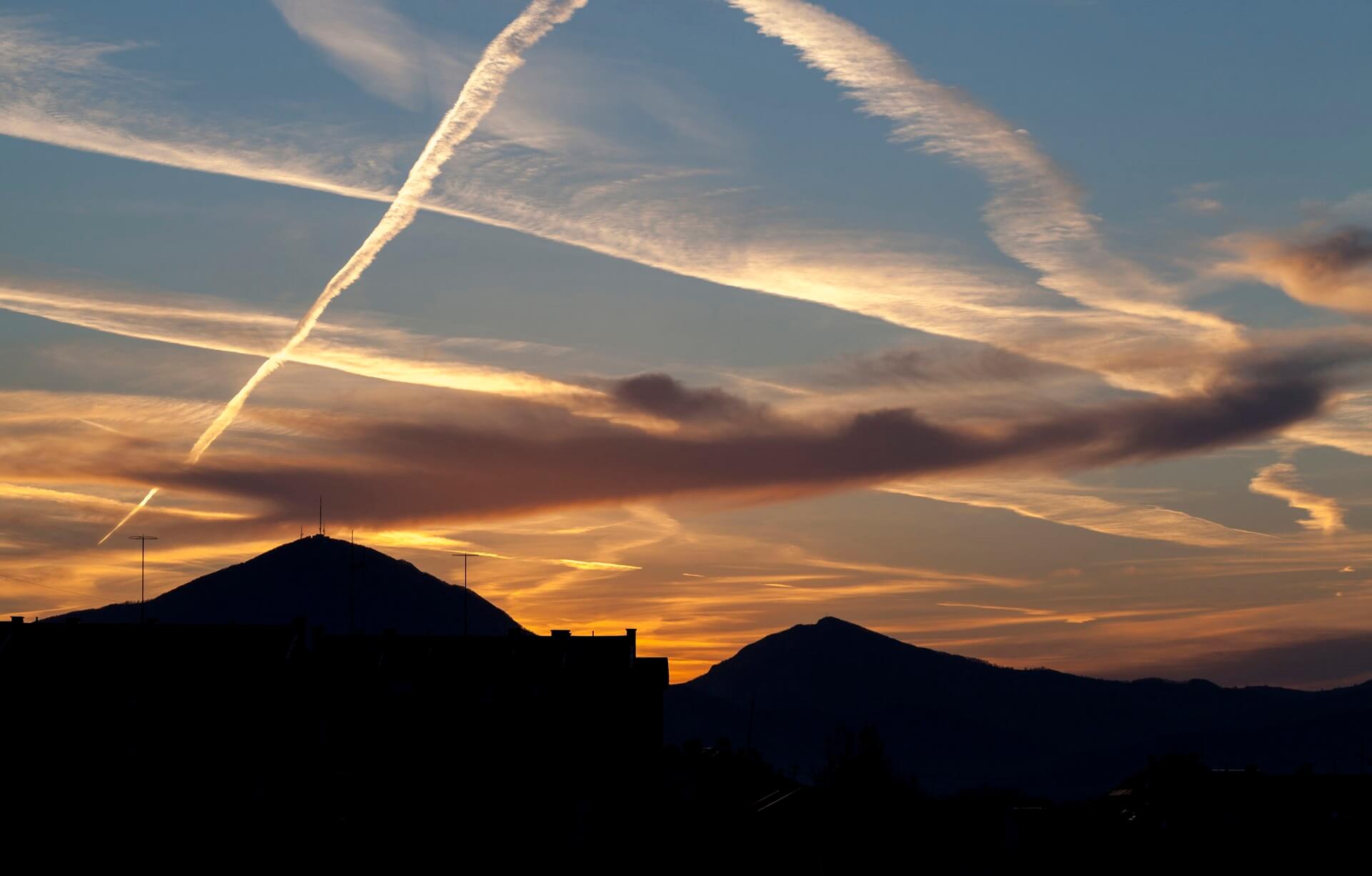 GŁÓWNE RODZAJE CHEMTRAILS – CZYM JESTEŚMY ZATRUWANI?