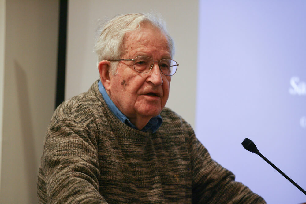 noam-chomsky.jpg