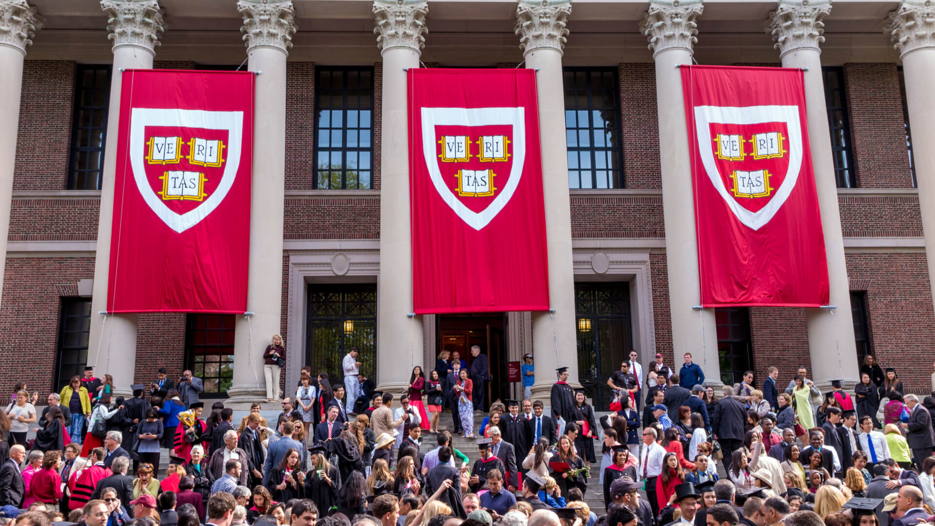 AMBASADOR IZRAELA ZBOJKOTOWANY NA HARVARDZIE!