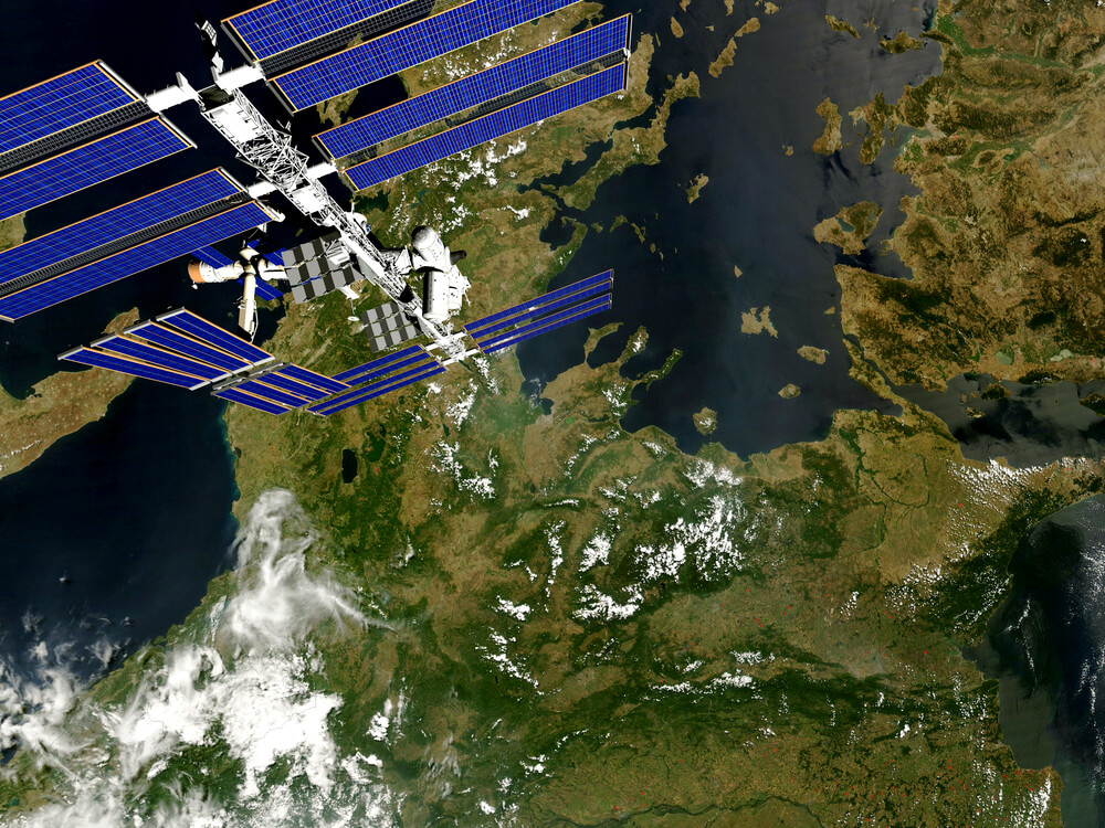 satelity-śledzenie.jpg