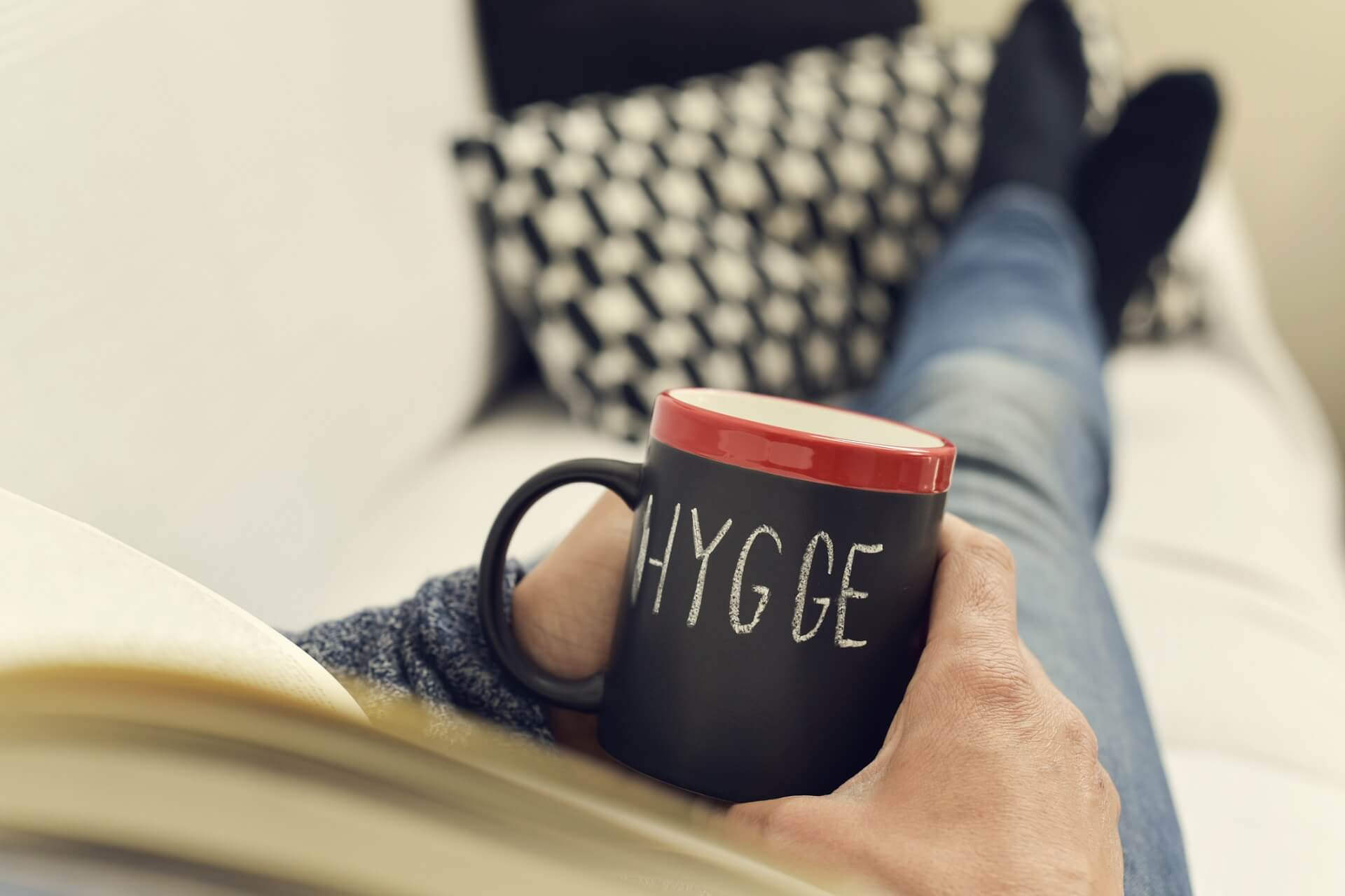 HYGGE – DUŃSKI SPOSÓB NA SZCZĘŚCIE