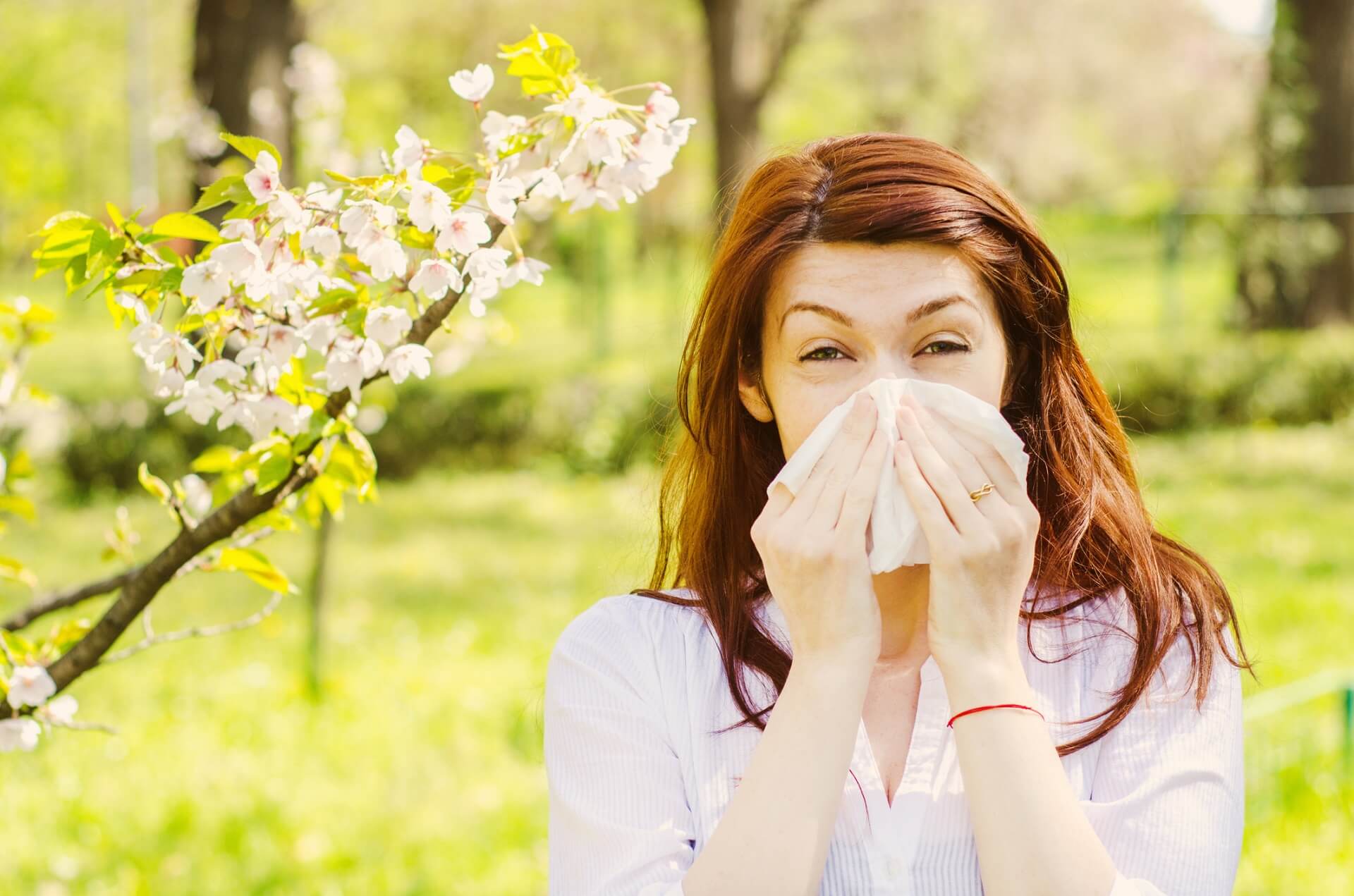 10 NATURALNYCH SPOSOBÓW NA KATAR SIENNY – PORADY DLA ALERGIKÓW